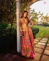 Rashi Khanna Latest Glam Pics